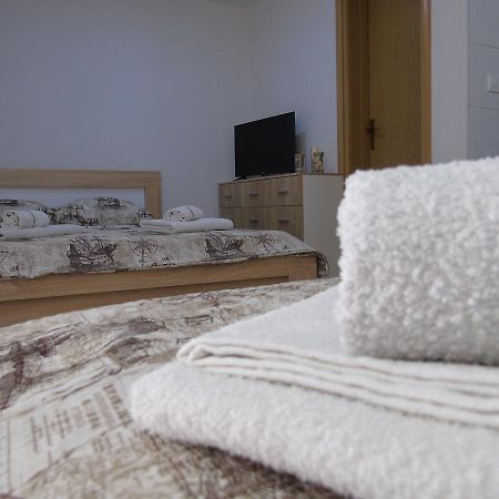 Apartments Marysol Cattaro Esterno foto