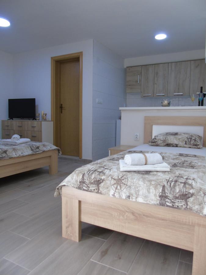 Apartments Marysol Cattaro Esterno foto